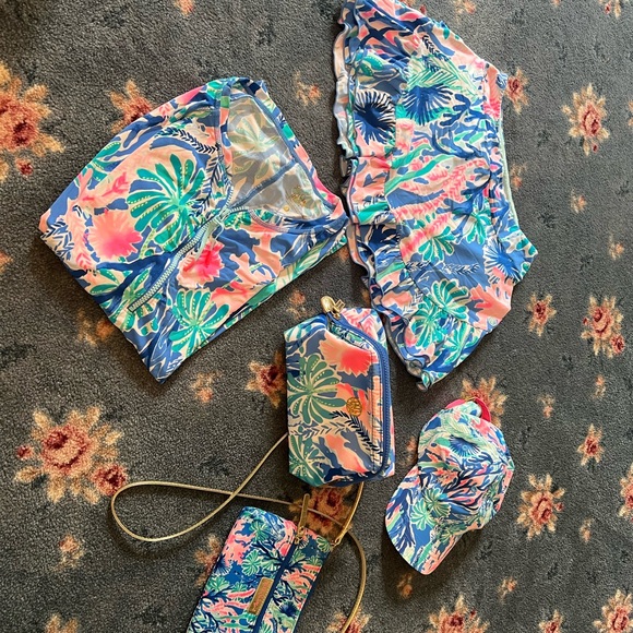 Lilly Pulitzer Run Around Cap Jet Stream - Picture 5 of 5